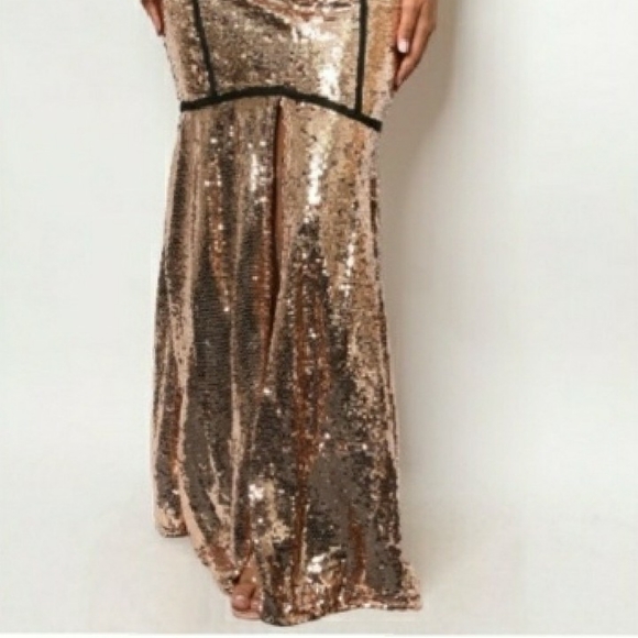 New Year's eve Rose Gold sequins gown - Picture 2 of 4